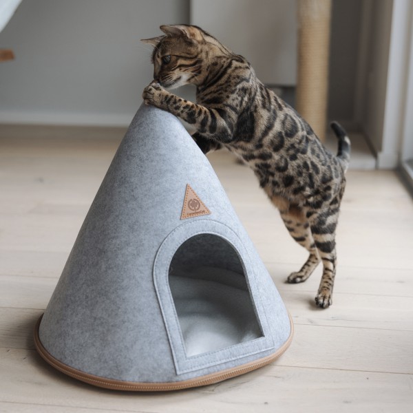 Katzenzelt Cone - Katzenhöhle aus Filz inkl. Flauschkissen | hellgrau